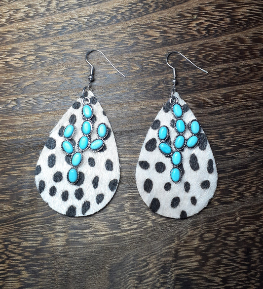 Turquoise Cactus Pendant + Beige Spotted Earrings